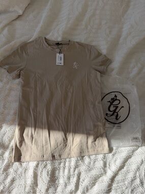GK Men's Short-Sleeve Crew Tee in Beige